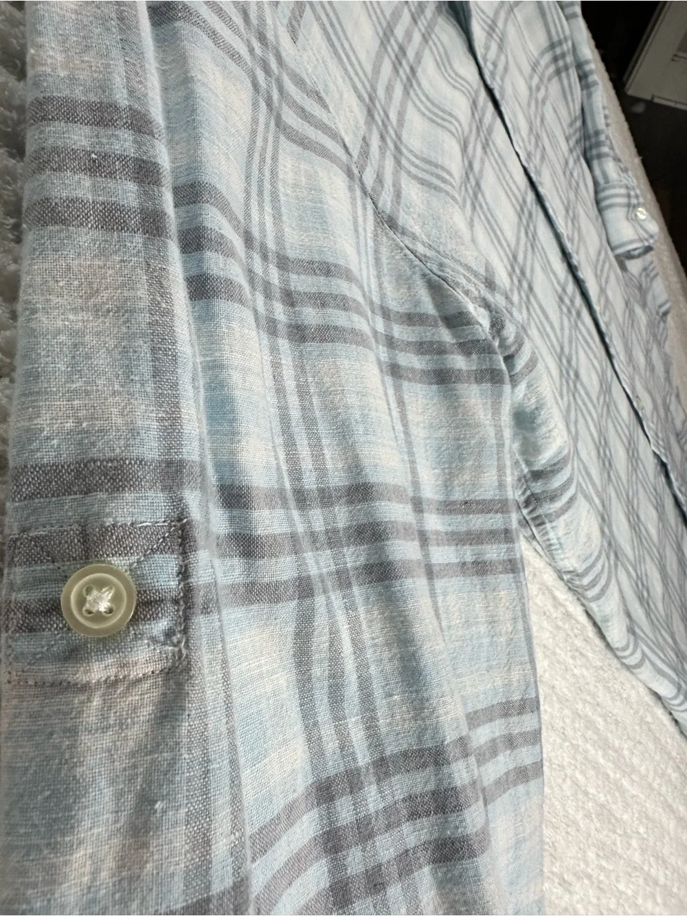 Men’s Banana Republic Light Blue Plaid Linen Blend Long-Sleeve Button-Down Shirt